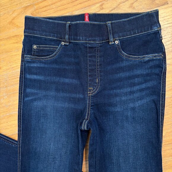 SPANX Indigo Denim Pull On Mid-Rise Bootcut Jeans Size Small - Picture 2 of 8